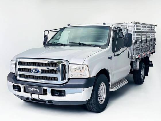 FORD F-350 3.9 CD TURBO INTERCOOLER DIESEL 4P MANUAL FORD F-350 3.9 CD TURBO INTERCOOLER DIESEL 4P MANUAL